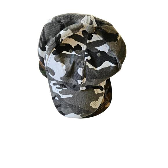 Set of 2 Camouflage Baseball Caps Green and Gray Camo - Picture 3 of 9